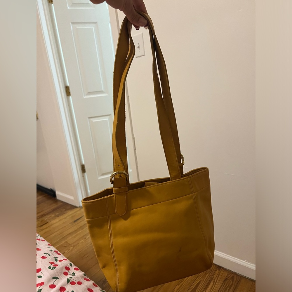 Coach Waverly SoHo Yellow Leather Purse Shoulder Bag 4157 Marks